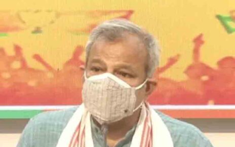 दिल्लीतले मंत्री, आमदारच औषधं, ऑक्सिजनचा काळाबाजार करतायत; भाजपाध्यक्षांचा आरोप
