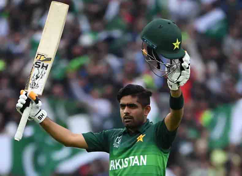 पाकिस्तान क्रिकेट संकटात; कर्णधाराच्या विरोधात निवड समिती